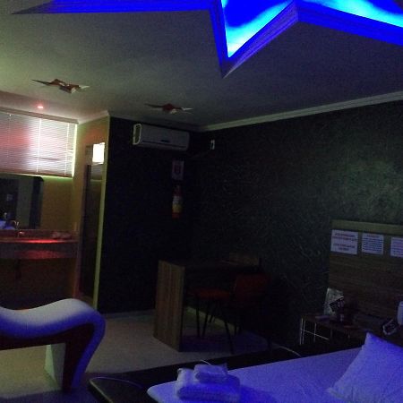 קולומבו Sonhos Motel (Adults Only) מראה חיצוני תמונה