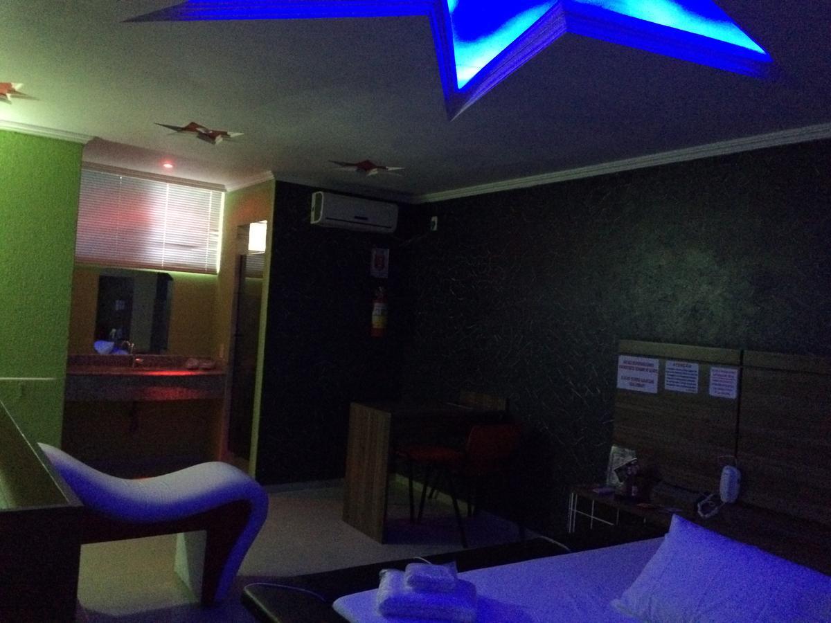 קולומבו Sonhos Motel (Adults Only) מראה חיצוני תמונה